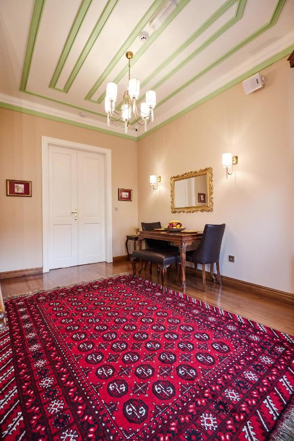 White Palace Old Boutique Отель 5*