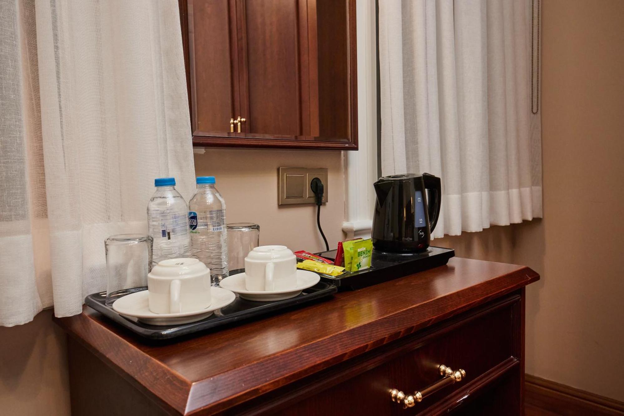 Отель White Palace Old Boutique 5*