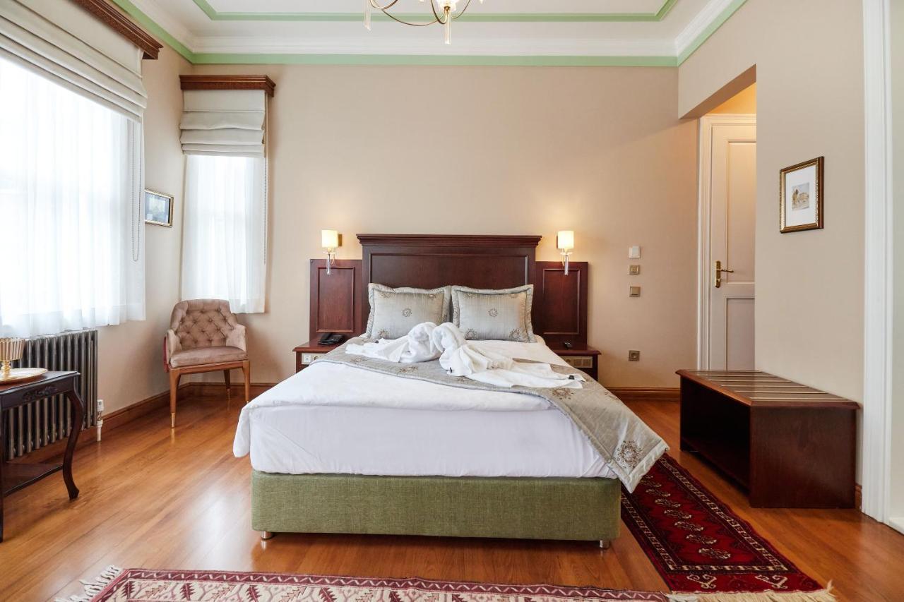 White Palace Old Boutique Отель 5*